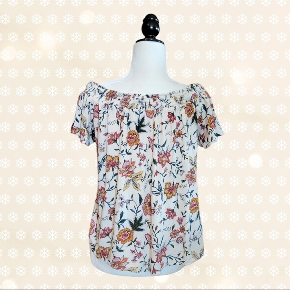 Old Navy Floral Off-Shoulder Top - White and Pink - Picture 2 of 4